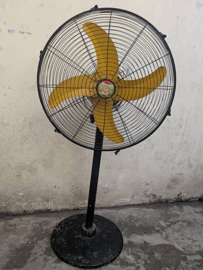 AC DC pedestal fan 12v
