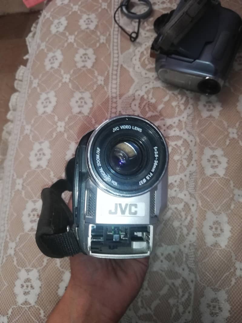 Camray 11