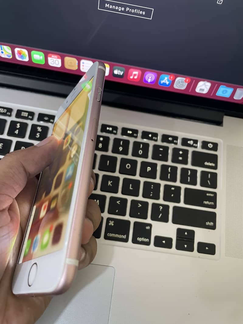 Apple iPhone 6S 0