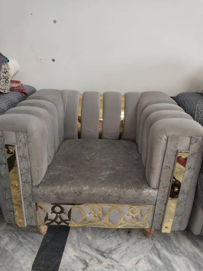 Sofa Set 5 Seater 2