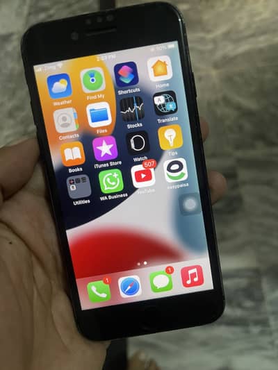 Apple iPhone 7