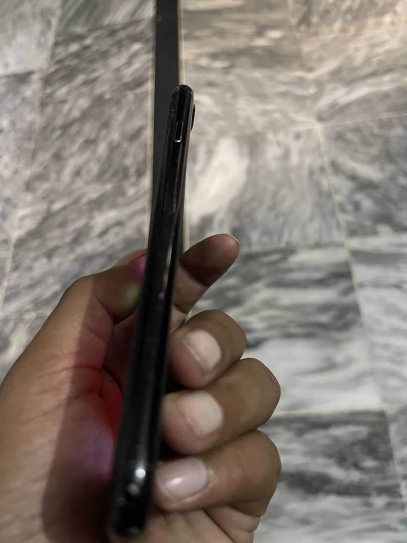 Apple iPhone 7 2