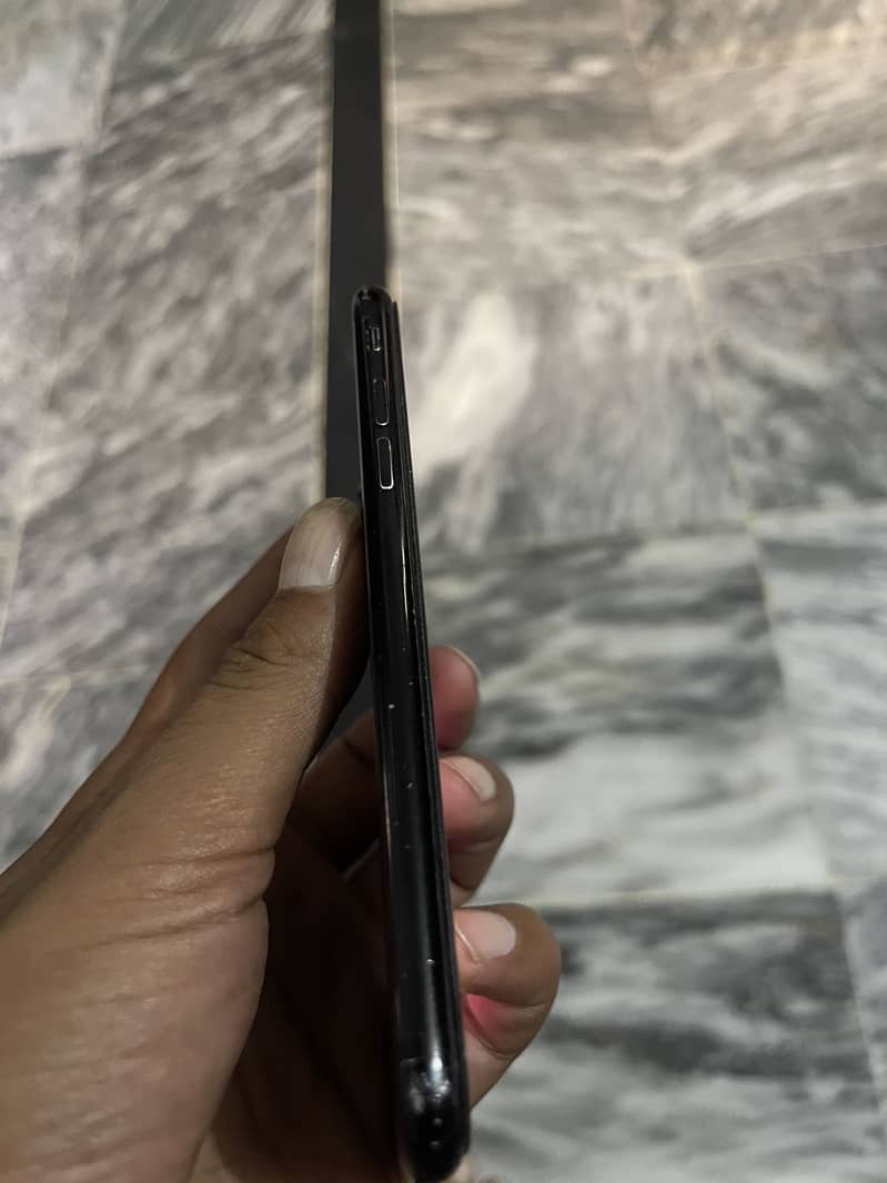 Apple iPhone 7 5