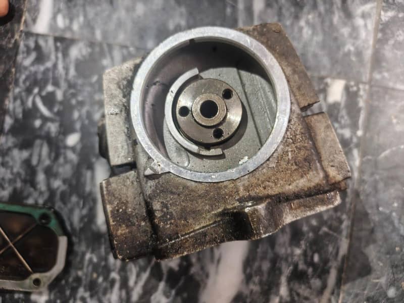 engine head 3