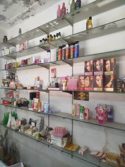 9mm Glass Shelves with hooks and fixings