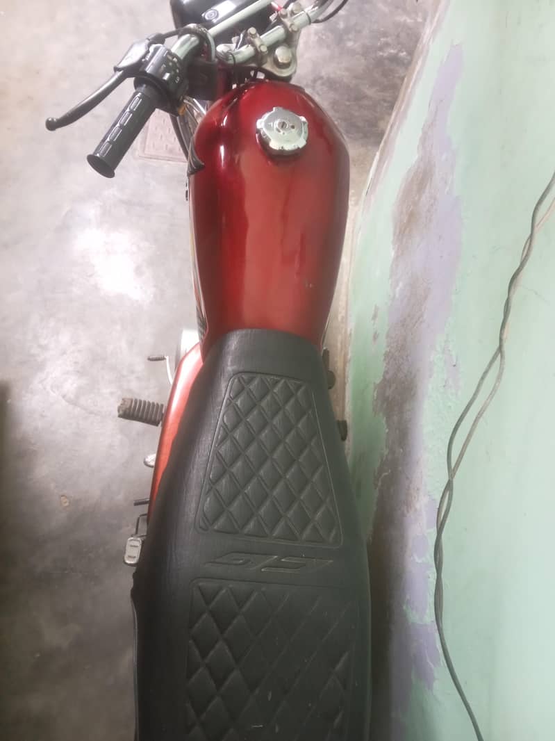 Unique 125 2