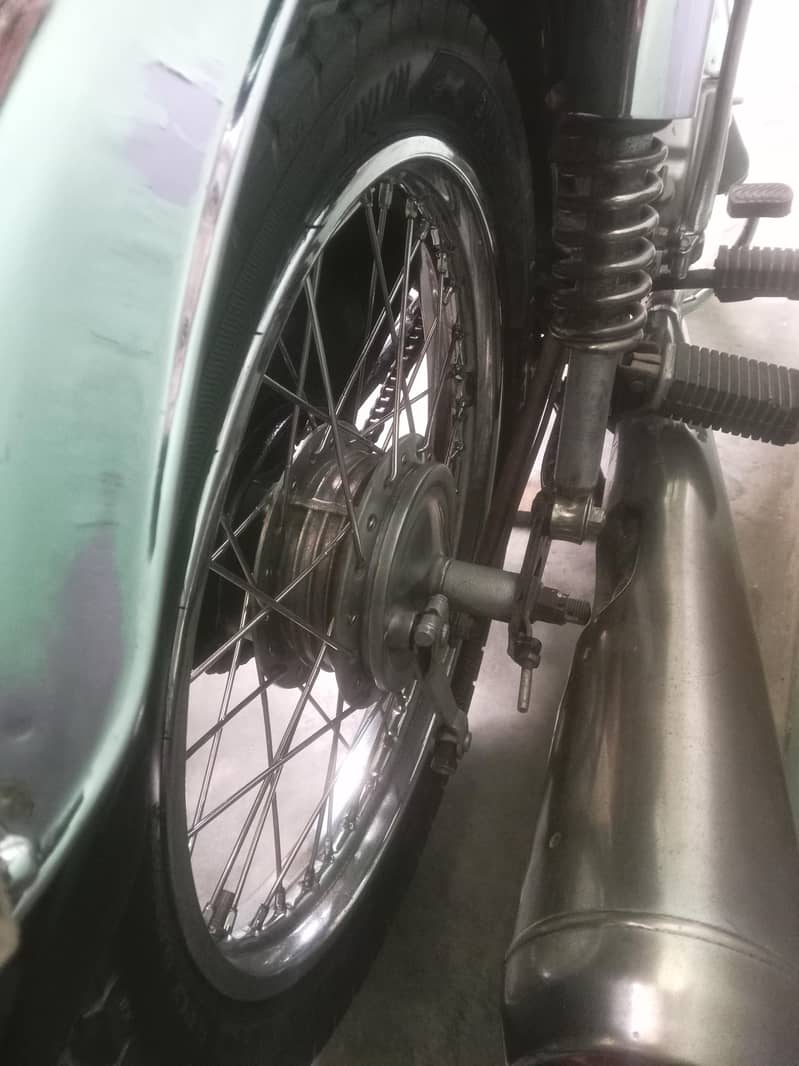 Unique 125 6