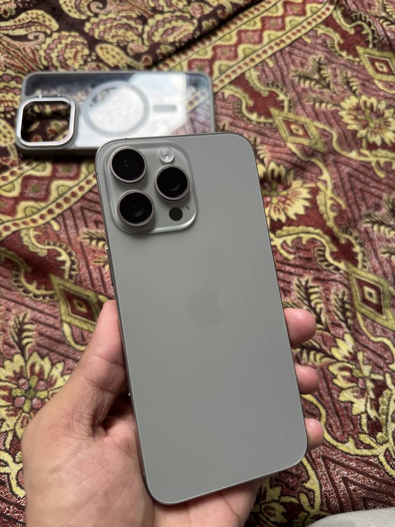 iPhone 15 Pro Max (MDM) 5