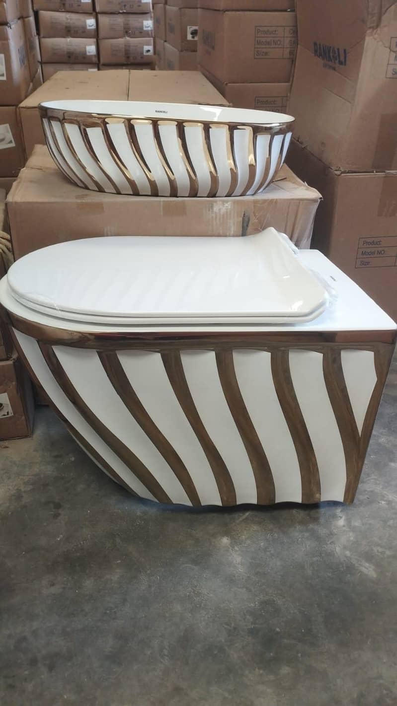 imported Commodes pair 0