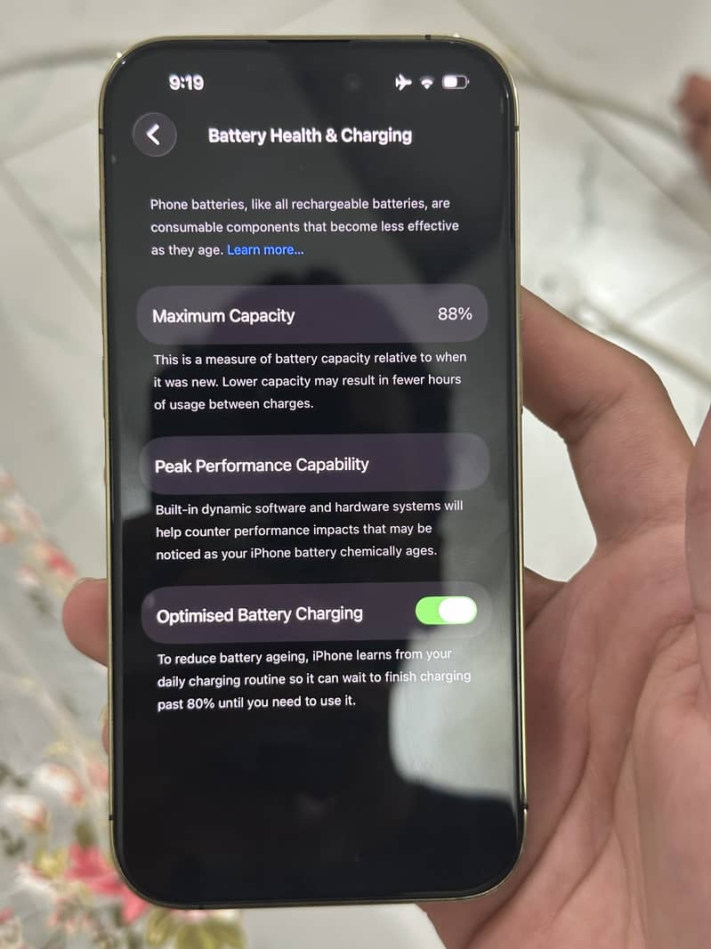 Apple iPhone 14 Pro 2