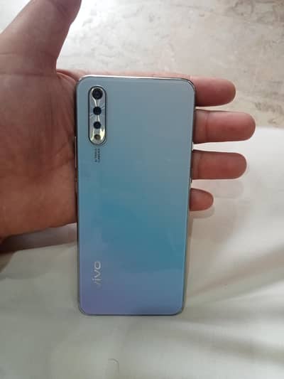 Vivo S1
