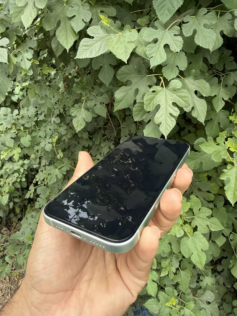 Apple iPhone 15 2