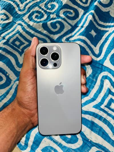 Apple iPhone 15 Pro Max