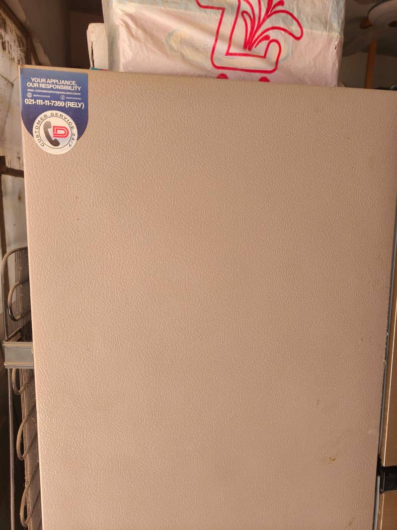Dawlance refrigerator E chrome 2