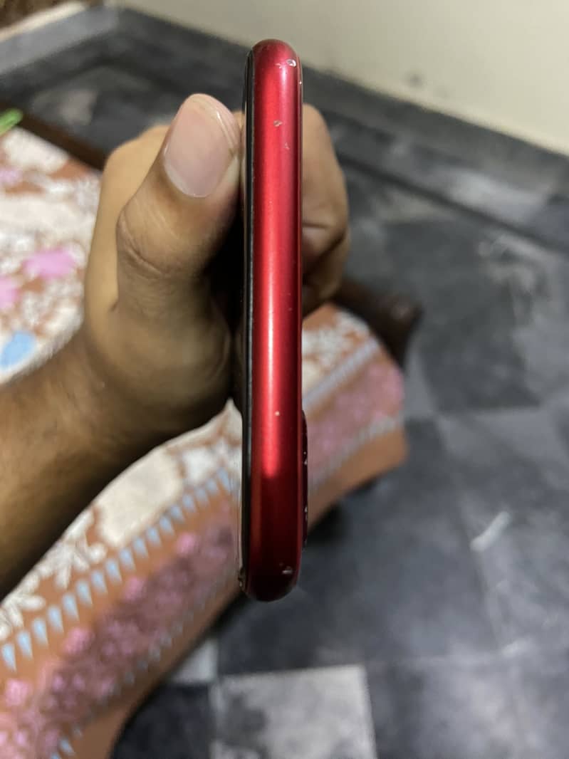 Apple iPhone 8 Plus 1