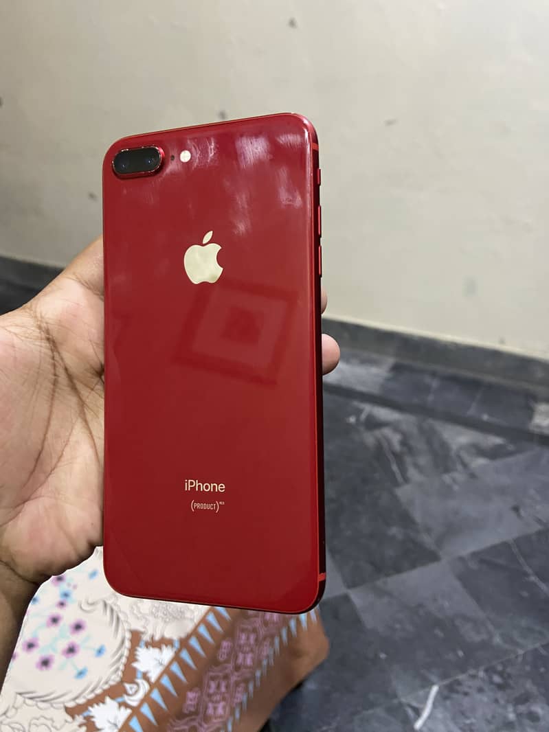 Apple iPhone 8 Plus 4