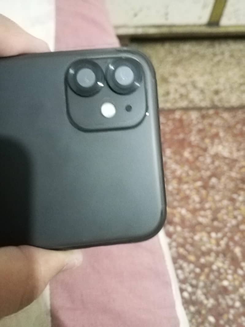 Apple iPhone 11 2