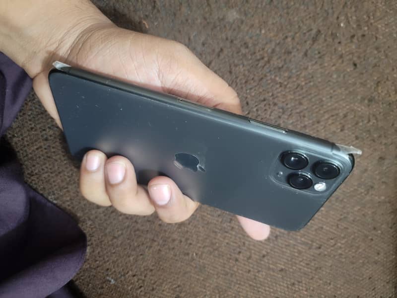 iphone 11 pro max 5