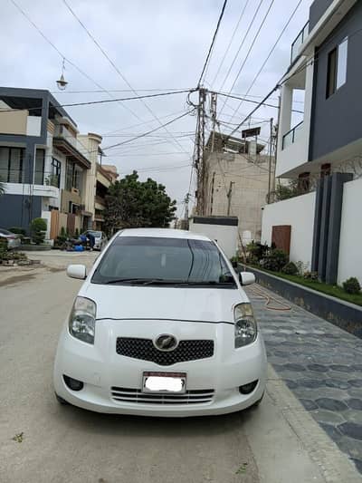 Vitz Original 1300cc Karak Gari
