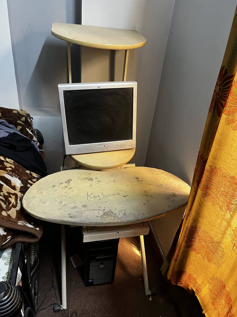 Computer Table 2