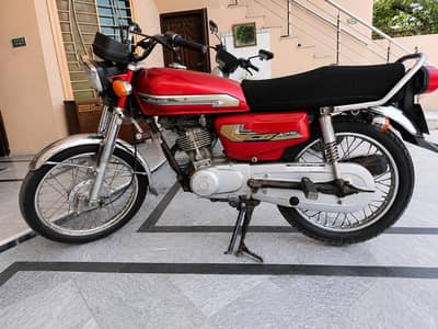 Honda CG 125 (2015 Model)