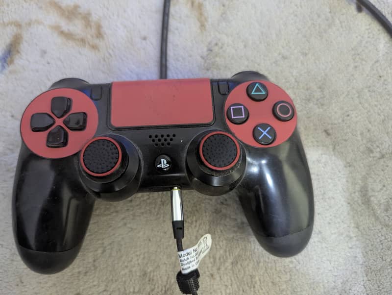 PS4 1TB Jailbroken 2