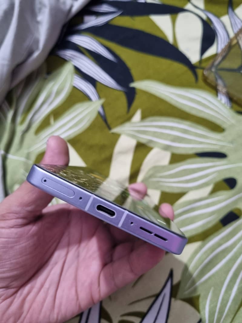 One Plus Ace 5 Pro 3