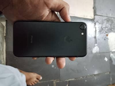 Apple iPhone 7