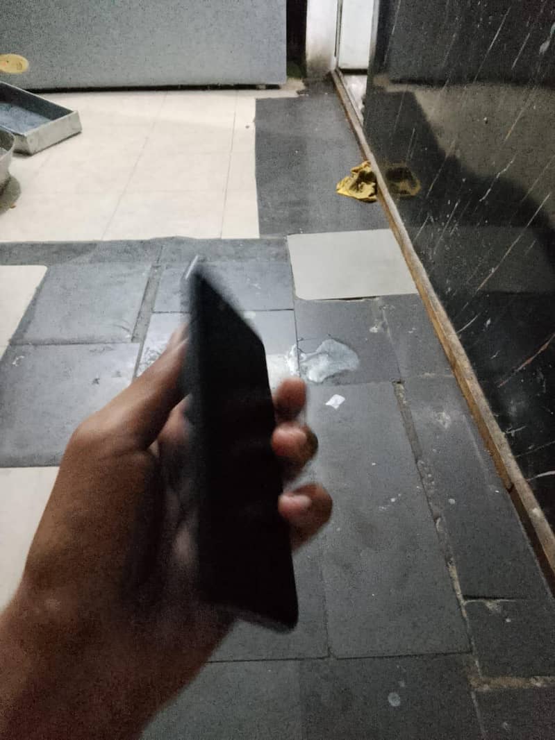 Apple iPhone 7 2