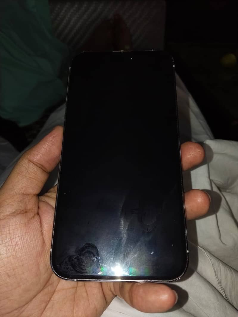 Apple iPhone 14 Pro Max 2