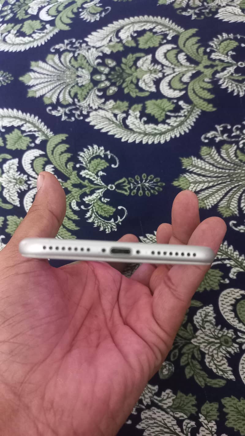 Apple iPhone 7 Plus 256 3