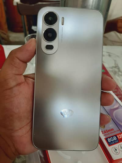 Itel City 200