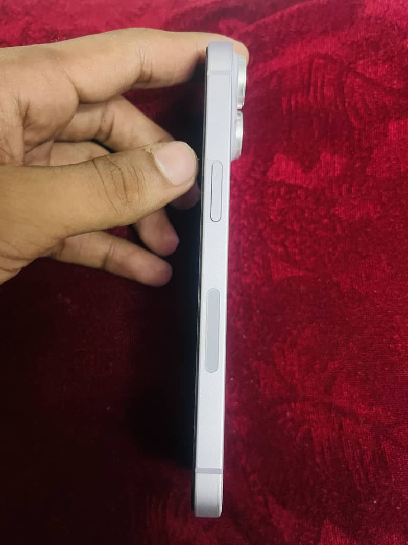 Apple iPhone 14 2
