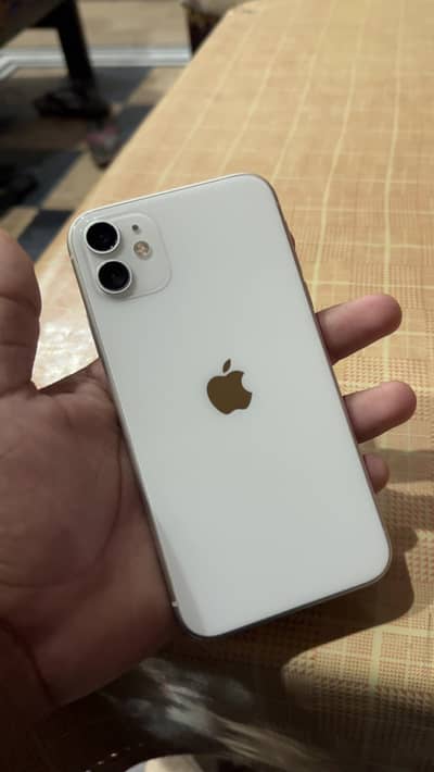Apple iPhone 11 / 64GB / condition 10/10