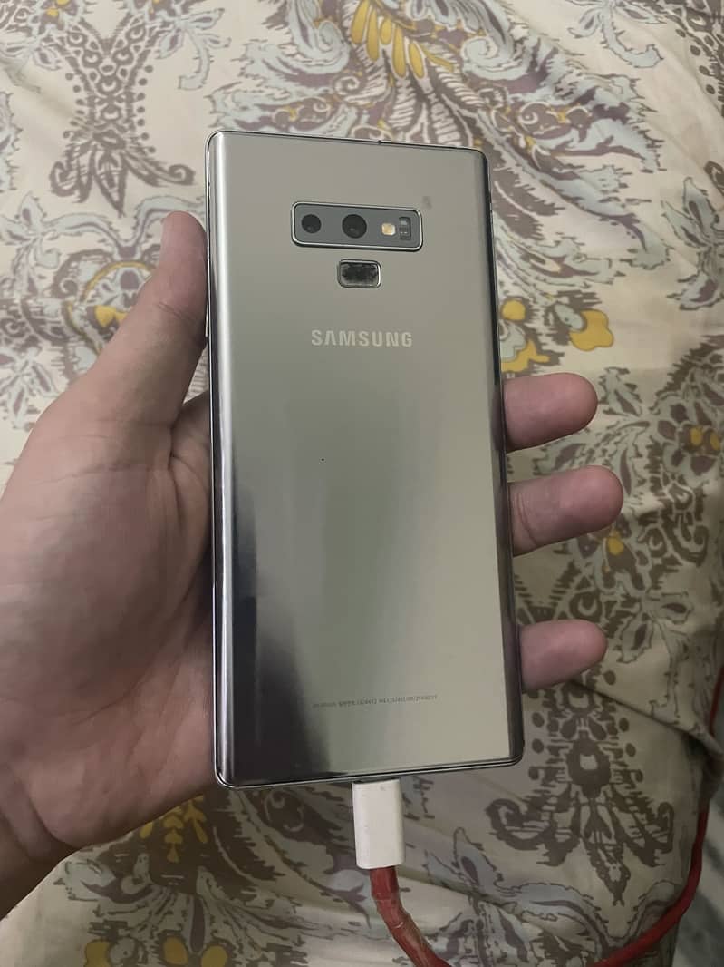 Samsung Mobile Note 9 3