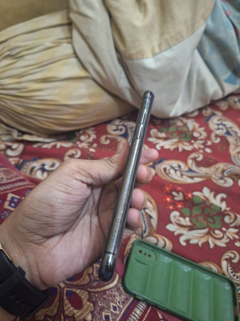 Apple iPhone X 1