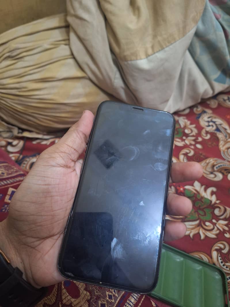 Apple iPhone X 2