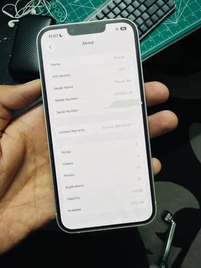 Apple iPhone 16e