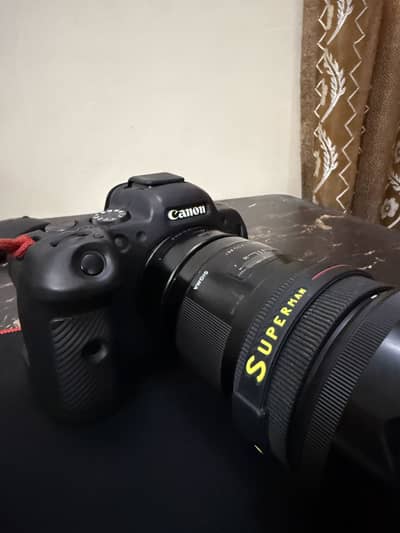 Canon R6 with 35mm f1.4