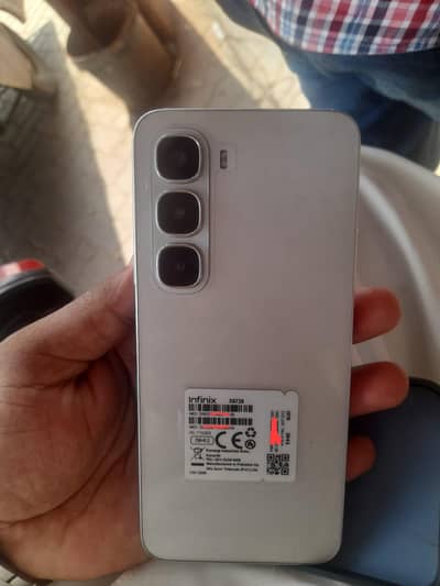 Infinix Hot 60i 8/256 10/10 new ha bilkul
