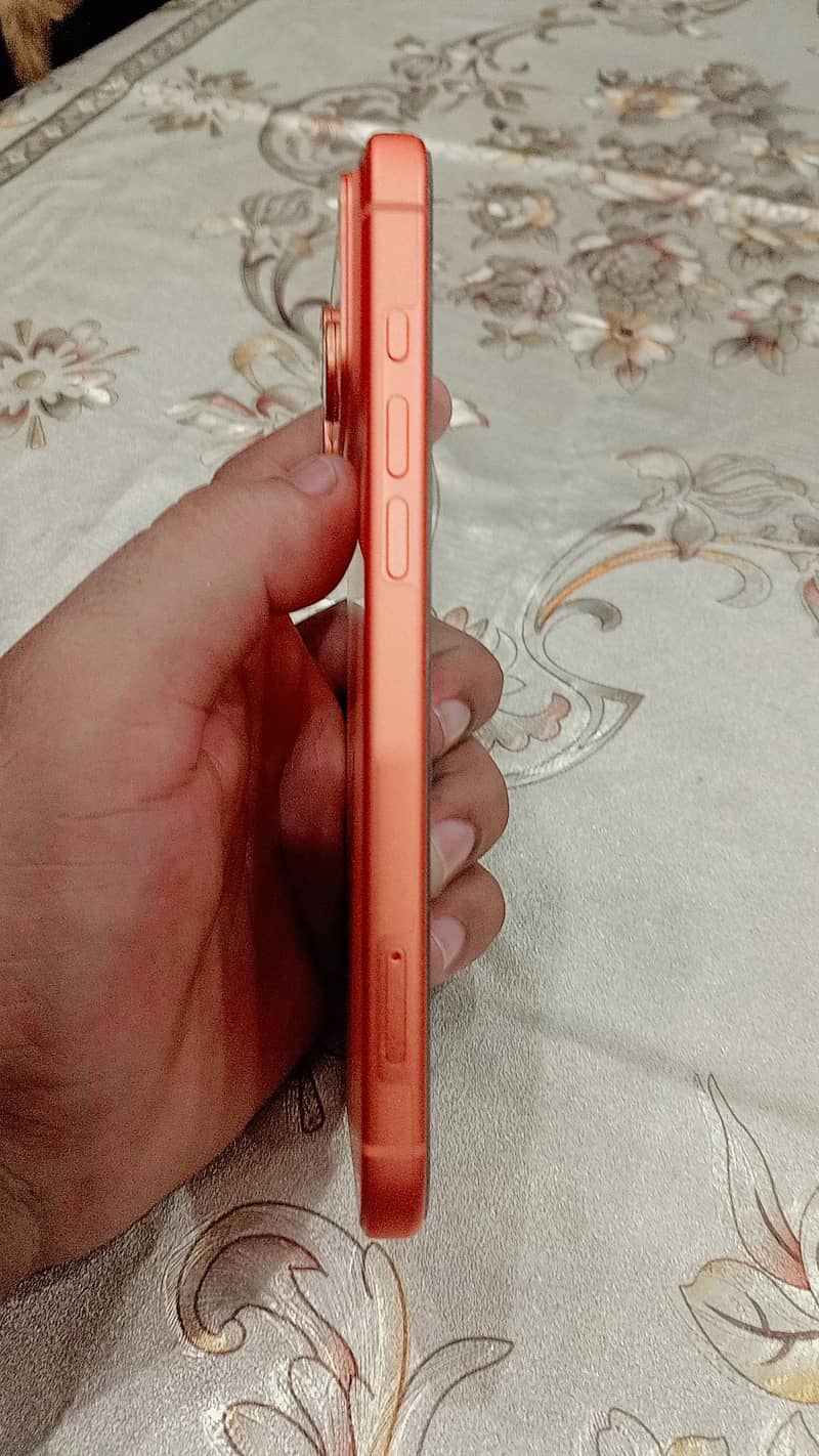 Apple iPhone 17 Pro Max 2