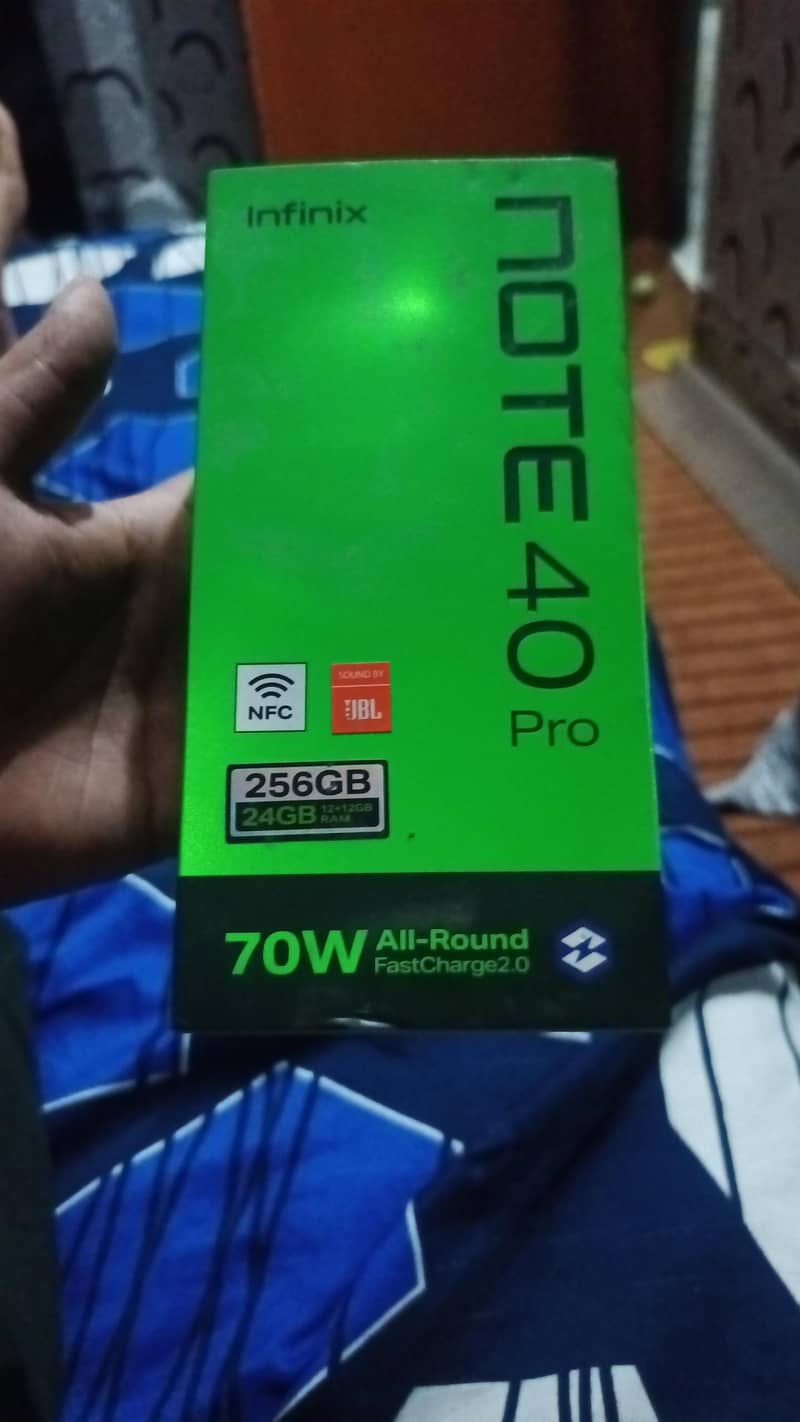 Infinix Note 40 Pro 4