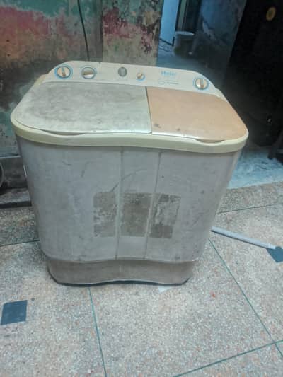 washing machine with spinner good condition