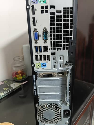 HP Elite Desk
