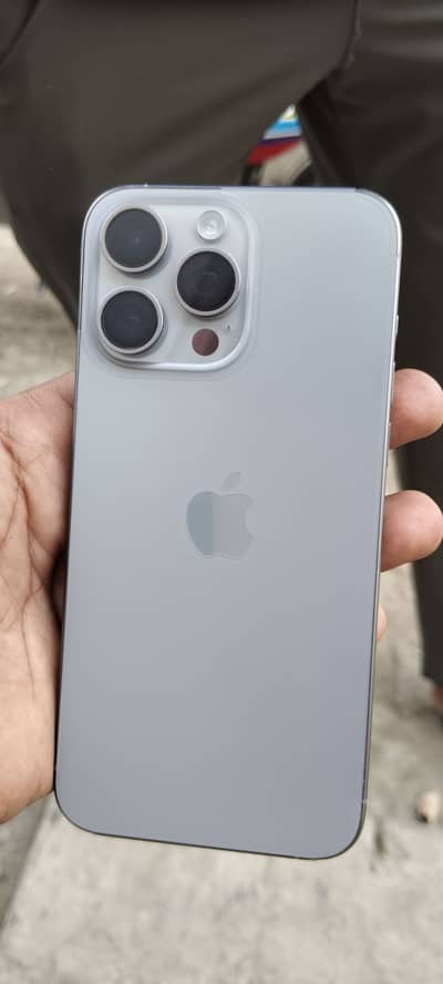 Apple iPhone 15 Pro Max