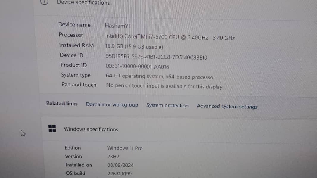 Desktop Intel Core i7-6700 Processor with full streaming setup 12