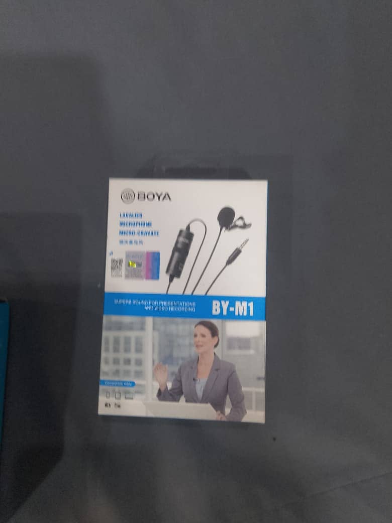 Desktop Intel Core i7-6700 Processor with full streaming setup 11