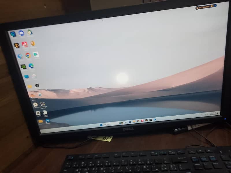 Desktop Intel Core i7-6700 Processor with full streaming setup 8