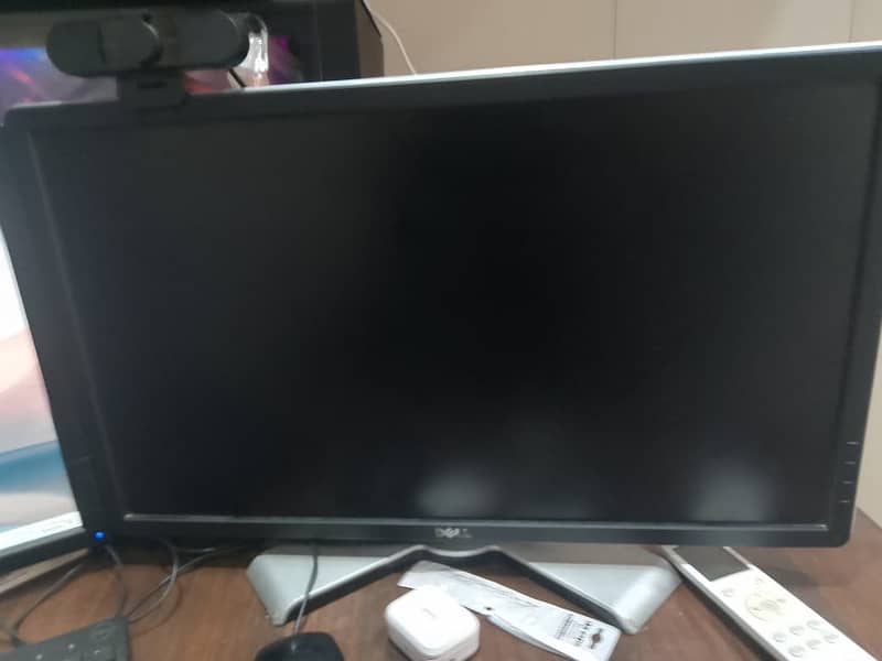 Desktop Intel Core i7-6700 Processor with full streaming setup 9