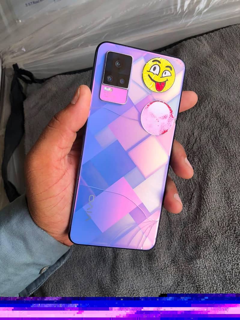Vivo V21e 4